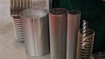 OEM Stainless Steel 304/316L/310S Perforated Metal Mesh Filter Cylinder Pipe New Square Hole Shape