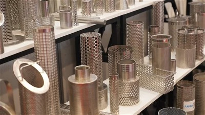 Stainless Steel Wire Mesh Filters Round Perforated Tubes Air Filter New Condition Square Hole Shape Cylinder Type